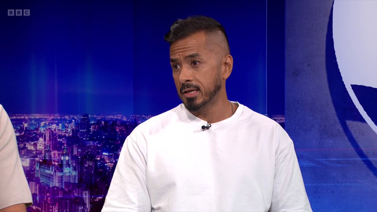 "I think Liverpool are going to approach Newcastle with another bid for Isak tomorrow." 💰 We could have a very exciting transfer deadline day in store tomorrow according to Sami Mokbel