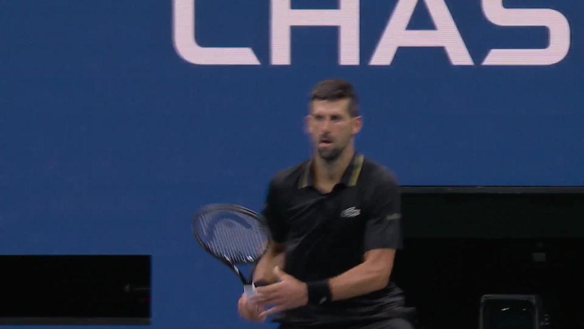 Ice cold return from Novak 😰 Seen that before.