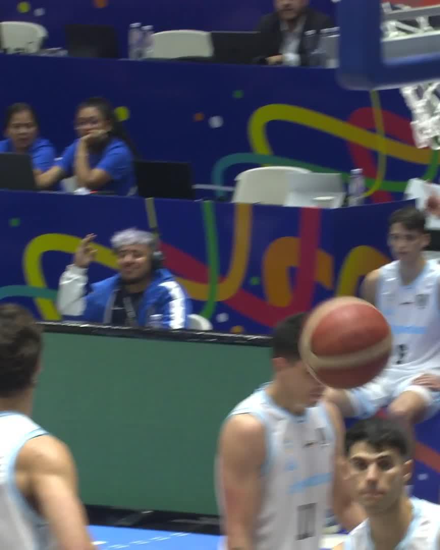 Stepback 3 do Yago? Temos! 🔥 #TimeBrasil #AmeriCup2025