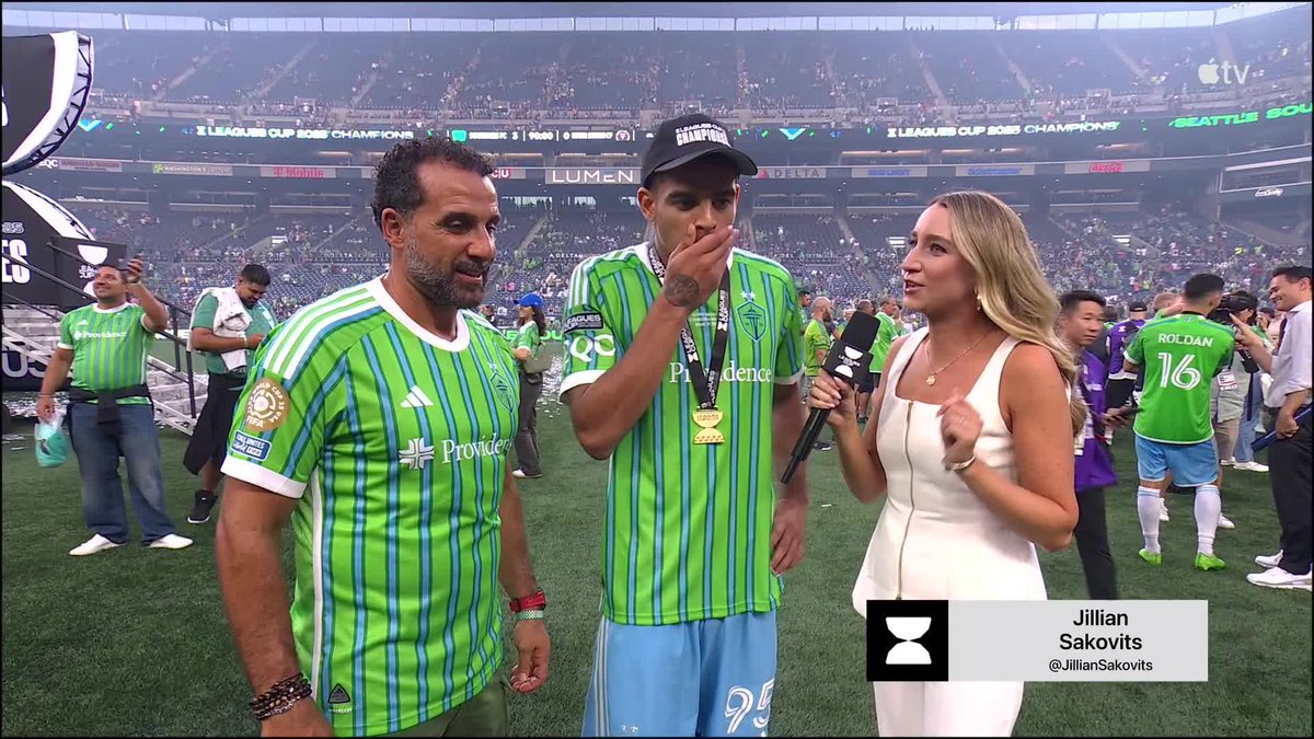 " I beat Messi in a final. It's a dream come true."- Osaze De Rosario Jillian Sakovits caught up with Dwayne and Osaze De Rosario after the Seattle Sounders FC win in the #LeaguesCup2025 final