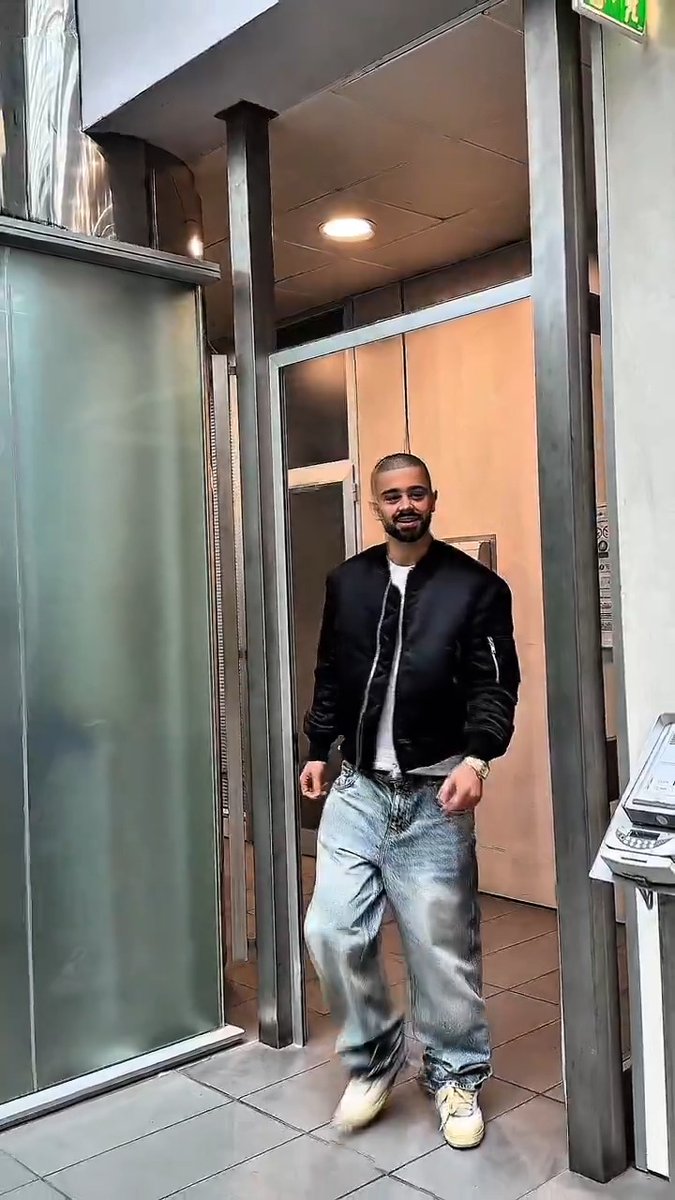Edon Zhegrova è atterrato a Torino 🛬