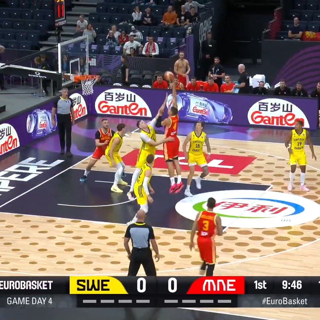 Vooch came to play 😤 #EuroBasket