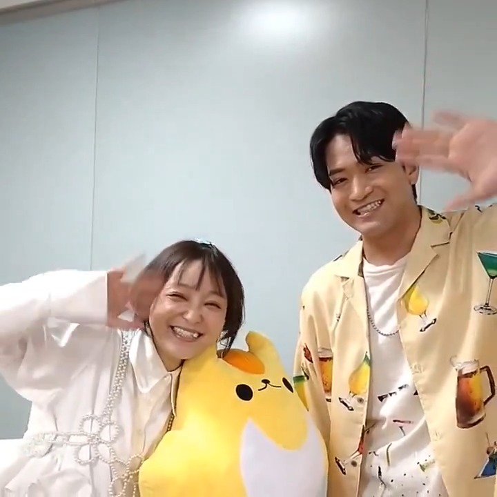 #声優と夜あそび 繋🤝 よる10時から放送スタート📺 MC🎙️#金田朋子 × #そびー × #石川界人 今週のコネクトテーマは👀 『もこいとで3年ぶりに繋がろう！』 この3人でどんなコネクトになるか #金田そびー石川と夜あそび で見てね✨ 金田朋子 石川界人