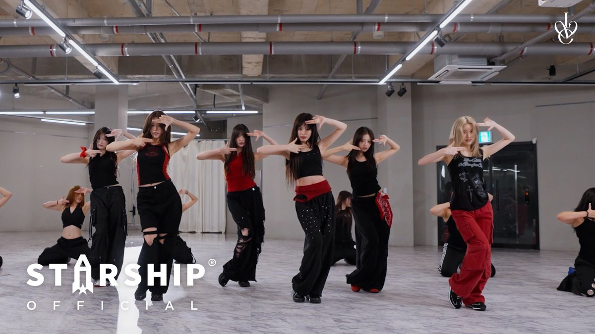 🎥 IVE 아이브 'XOXZ' DANCE PRACTICE #IVE #아이브 #IVE_SECRET #XOXZ #IVE_XOXZ #HappyANYUJINday #안유진_말고_유지니_생일 🏅