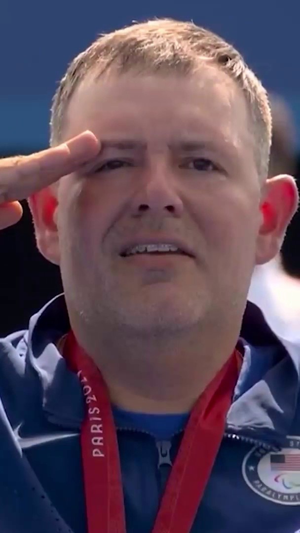 We still get emotional watching U.S. Army veteran Jason Tabansky win gold at the #ParisParalympics. 🇺🇸