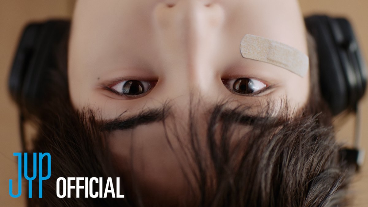 KickFlip(킥플립) "반창고 (Band-Aid)" M/V KickFlip The 3rd Mini Album "My First Flip" 2025. 9. 22. 6PM(KST) Release! #KickFlip #킥플립 #My_First_Flip #반창고 #Band_Aid