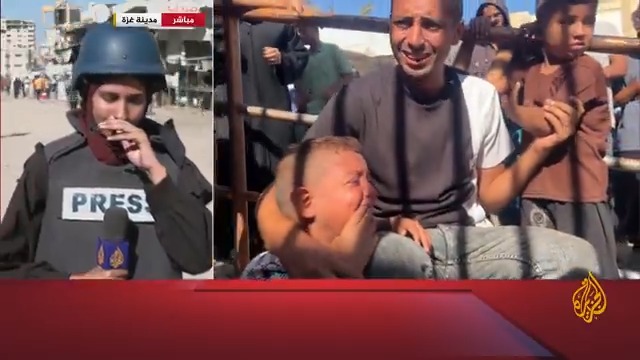 "أنا أتحدث إليكم وأعلم أن أمي تفترش الرصيف ولا تدري أين تذهب".. مراسلة الجزيرة نور خالد تروي لنا معاناة عائلتها وأهالي مدينة #غزة مع اشتداد القصف على المدينة وسعي جيش الاحتلال لتهجير من فيها قسرا #الأخبار #حرب_غزة