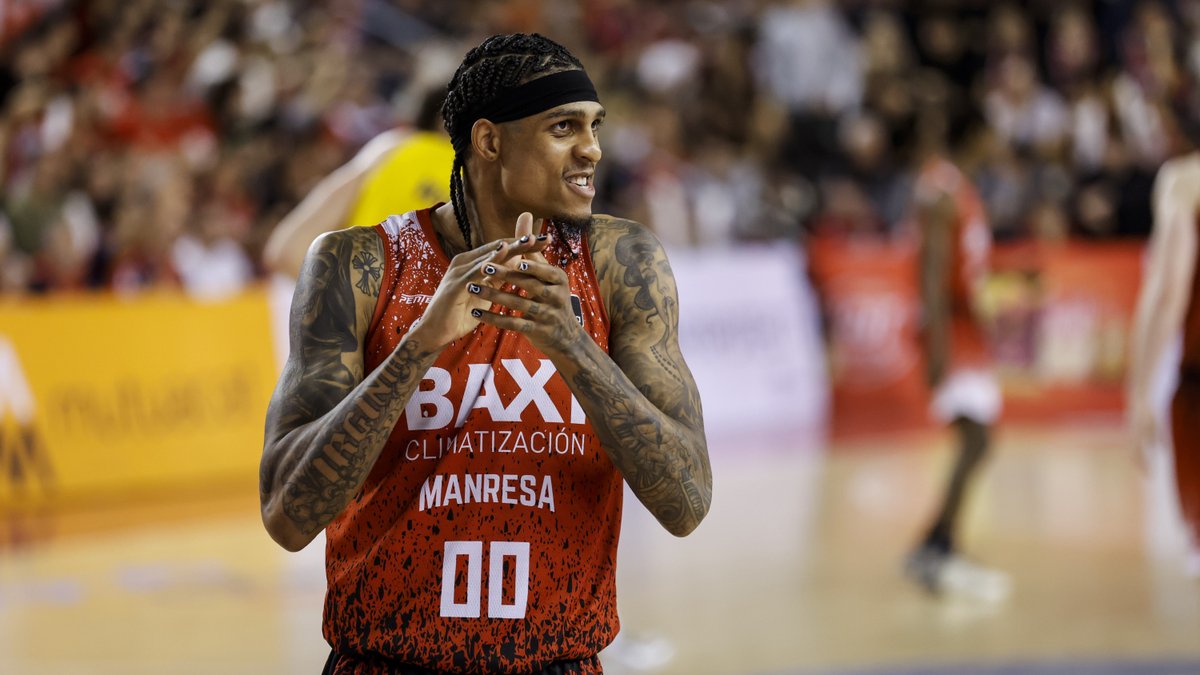 Vuelve la 𝙡𝙤𝙘𝙪𝙧𝙖, vuelve el 𝙨𝙝𝙤𝙬, vuelve DEVIN ROBINSON a la #LigaEndesa 😤 El ala-pívot norteamericano aterriza en Casademont Zaragoza para esta temporada 2025-26. 👀 ¿Preparados para volver a verle en acción? | #MercadoACB