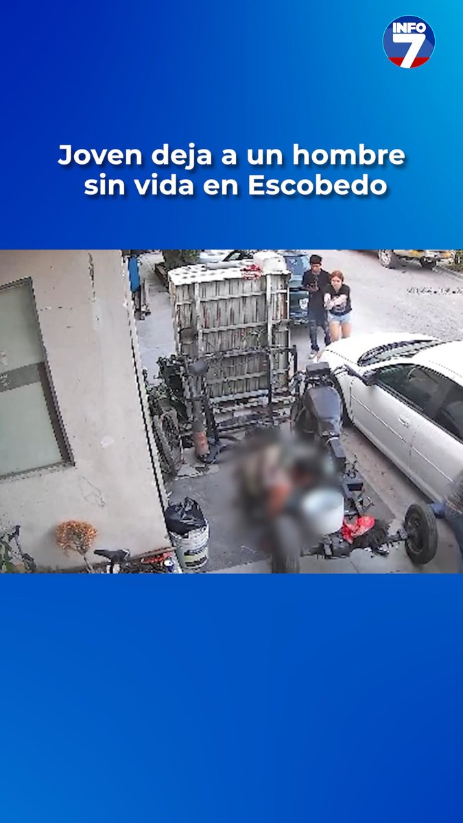 🚨 Una mujer armada disparó y asesinó a un mecánico mientras trabajaba en la reparación de un vehículo en el municipio de Escobedo. El ataque fue grabado por su cómplice, quien la acompañaba en el lugar. La víctima perdió la vida en el sitio, mientras que su compañero logró huir. Los responsables, dos jóvenes, se dieron a la fuga y ya son buscados por las autoridades.