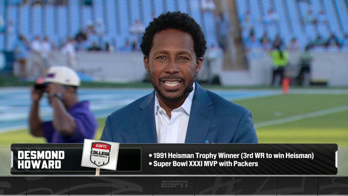 "[Bill Belichick] is great for college football." Desmond Howard is excited to see what Bill Belichick brings to the table in his CFB debut 🙌 🏈