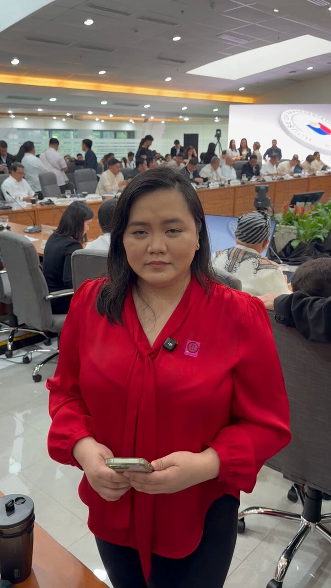 House Infra Comm starts inquiry into alleged questionable flood control projects. #SelfiePatrol | via Vivienne Gulla