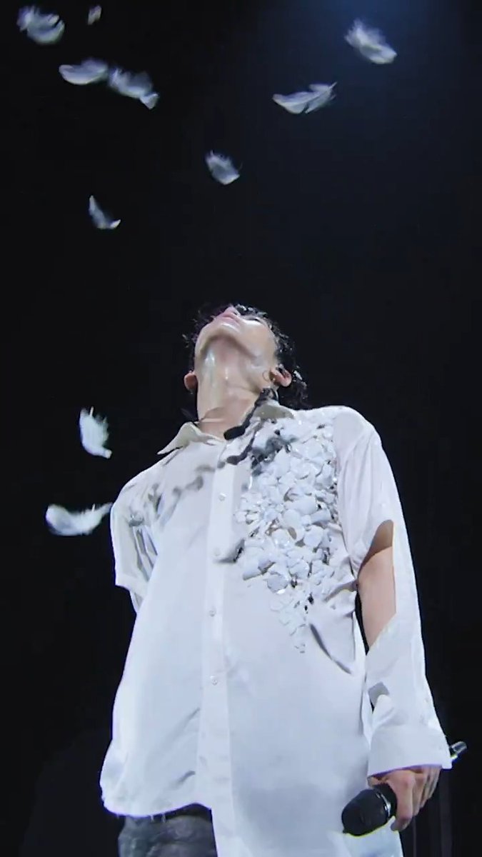 亀梨和也 初のソロベスト 「Kame Best」配信中🐢 🔗 ━━━━━━━━━━ M13.「VANILLA KISS」 ━━━━━━━━━━ #亀梨和也 #KameBest #VANILLA_KISS