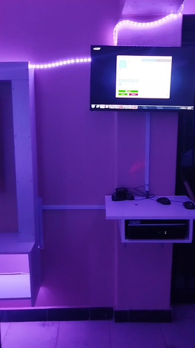 I'm happy for my G man😭🫡🧡. Ametengeneza a very cool place to relax your mind mamae. I was there jana kubariki biz yake ijipe na nitarudi leo to promote him. If you're a gamer, Anytime unafika Busia call me nikupeleke hapo🙏