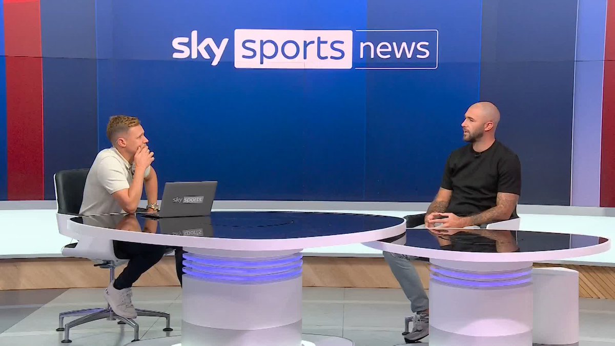 "He's the perfect number one really" Charlie Austin reacts to Gianluigi Donnarumma joining Manchester City 🧤