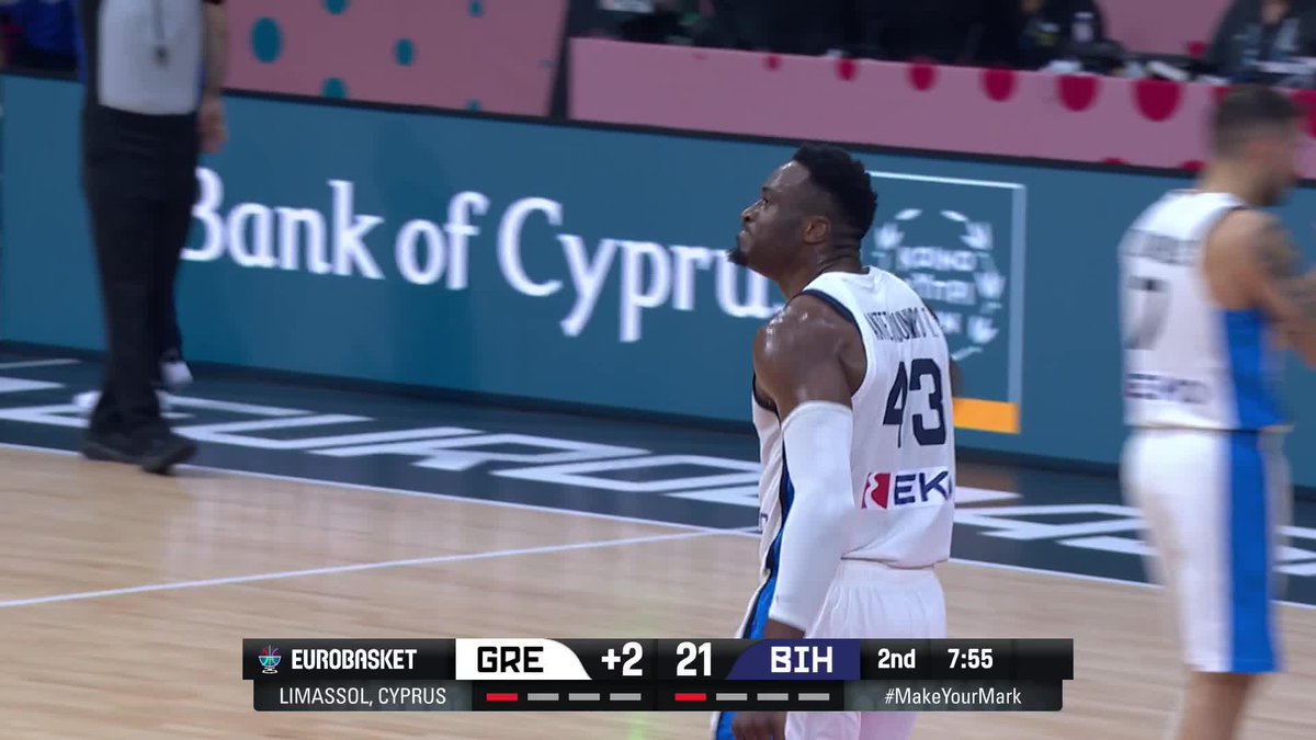 🇬🇷 NOTHING LIKE THANASIS IN FRONT OF HELLAS FANS 🗣 #EuroBasket x HellenicBF