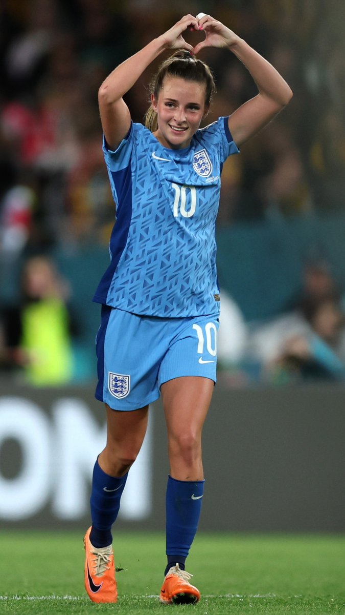 🔝 bins! 😮‍💨 @EllaToone99 | #FIFAWWC