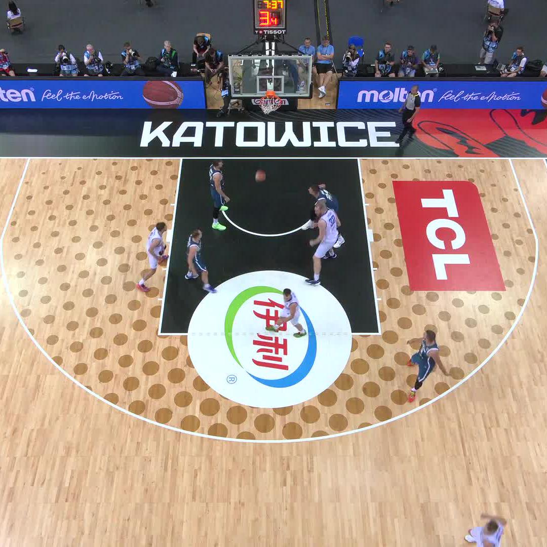 Ball movement so smooth, the ball FLOATS 😮‍💨 #EuroBasket x KKÍ