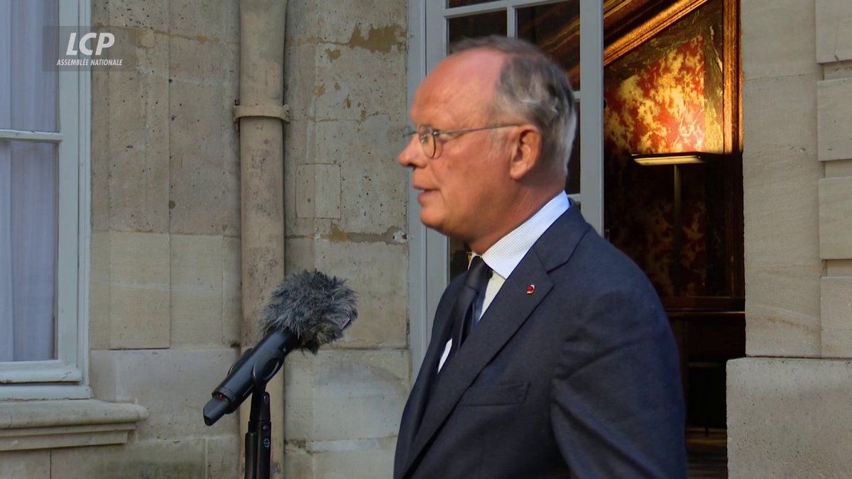 "Je sais ce que je proposerai aux Français. Mais l'arithmétique du Parlement, tel qu'il résulte des élections de 2024, impose aux forces politiques de ne pas rester retranchées dans leur camp ou leurs convictions, mais de discuter avec les autres", martèle Edouard Philippe. #budget