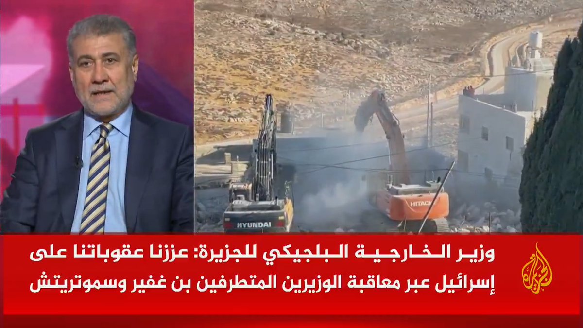الباحث الأول بمركز الجزيرة للدراسات الدكتور لقاء مكي: السكوت على ما جرى في غزة قاد إلى الضفة الغربية، لأن إسرائيل لم تردع سياسيا، وبالتالي وصلت للمرحلة التي تستخدم بها القطاع للتغطية على ما يجري بالضفة، فزادت من مستوى الاستيطان وبدأت بفكرة الضم #مسار_الأحداث