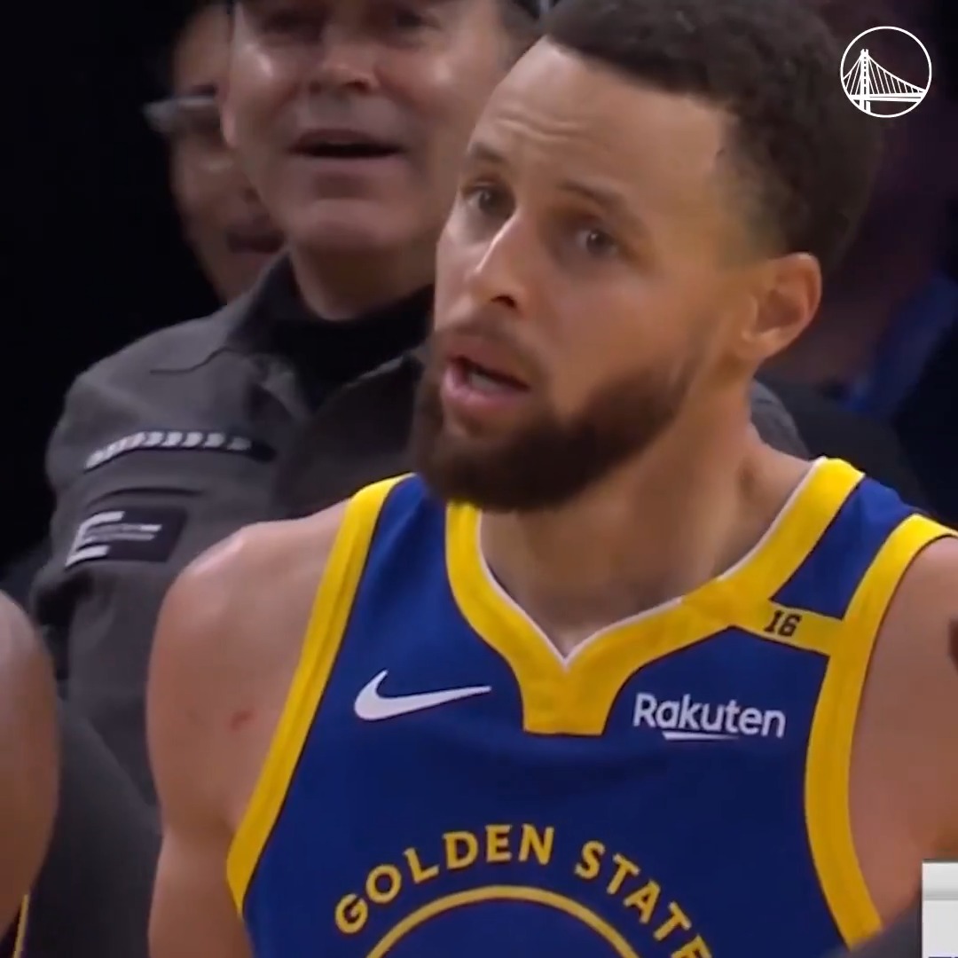 Are we surprised? No Are we watching it again on repeat? YES Stephen Curry wins the 2025 NBA Fan Favorites Award for Best Play of the Year with this behind-the-back madness 🤯