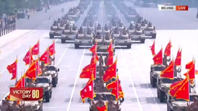 Land Combat Group reviewed in V-Day parade #VDay