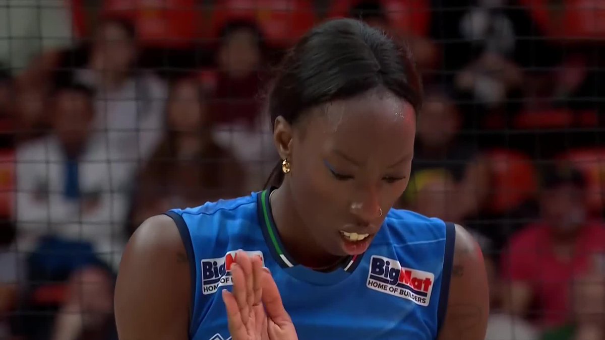 #Thailand2025: 🇮🇹 ITALY 2-0 POLAND 🇵🇱 The Azzurre are on fire! 🔥 One set away from the semifinals. 👀 📺 Watch it LIVE on VBTV: 🏐 #WWCH #Volleyball #Pallavolo #ElectrifyingThailand