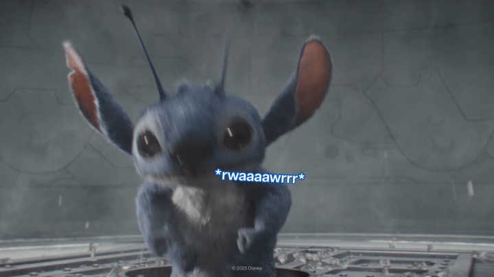 Una atrocidad tierna y esponjosa que ya está disponible en #DisneyPlus. #LiloYStitch