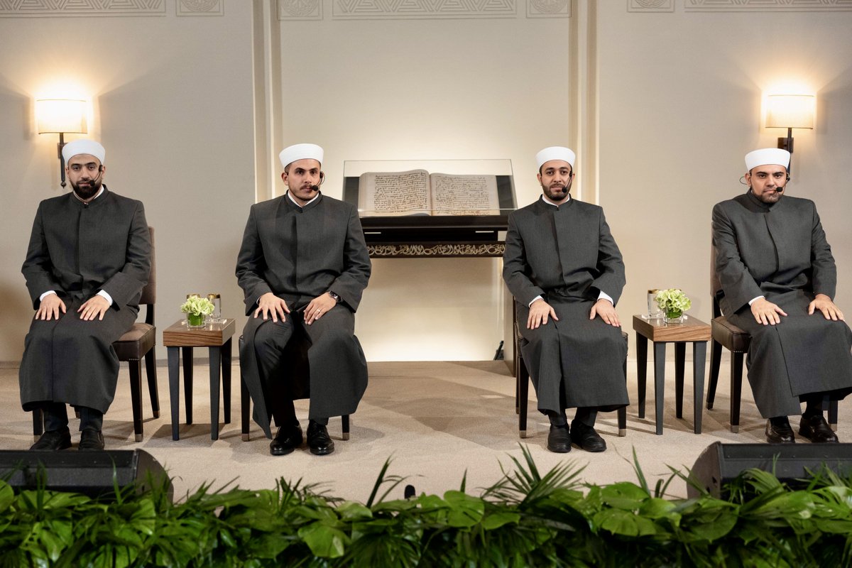 يا رسولَ الإلهِ أنتَ شفيعي وبِكَ الخَيرُ كلُّه والرَجَاءُ. من قصيدة "المدحة النبوية - قافية الهمزة" لجدي الملك المؤسس