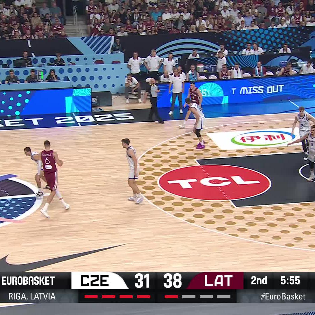 Life is easier when your 2.18cm center can do this 😂 #EuroBasket