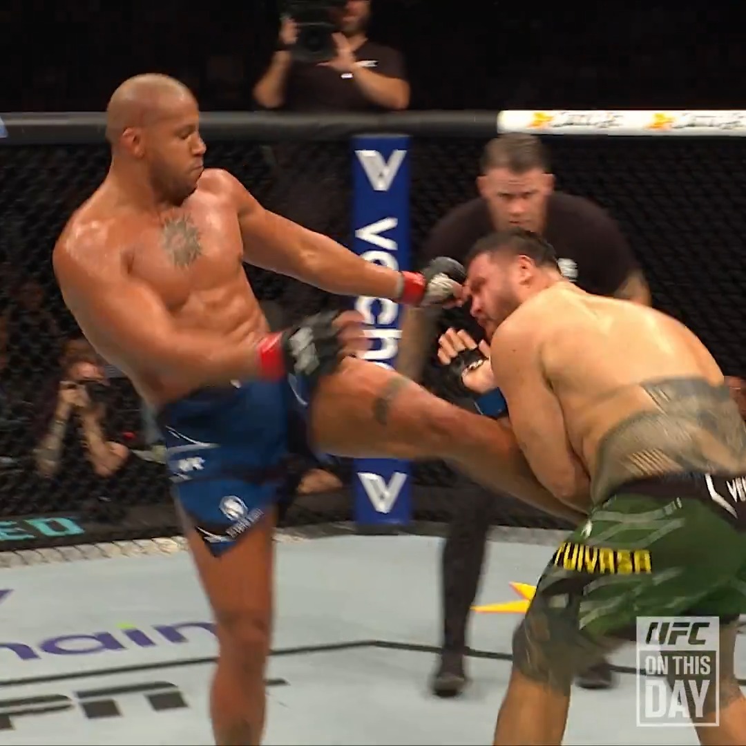Fun (sad) fact, Ciryl Gane vs. Tai Tuivasa is the last UFC heavyweight fight to win a fight of the night bonus 😬 That was 3 years ago 😞