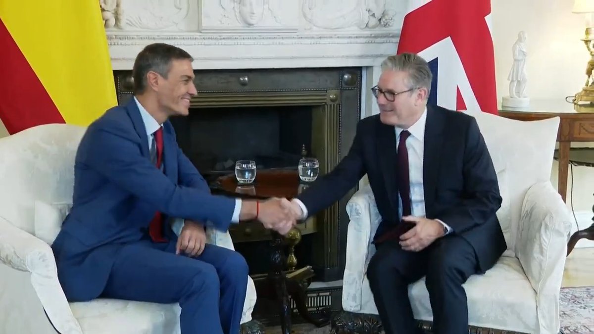 Con Keir Starmer abrimos una nueva etapa en las relaciones entre España y Reino Unido. Reforzamos nuestra cooperación en economía, igualdad, transición verde y con un orden internacional basado en reglas. Un acuerdo con una visión de progreso para el mundo.