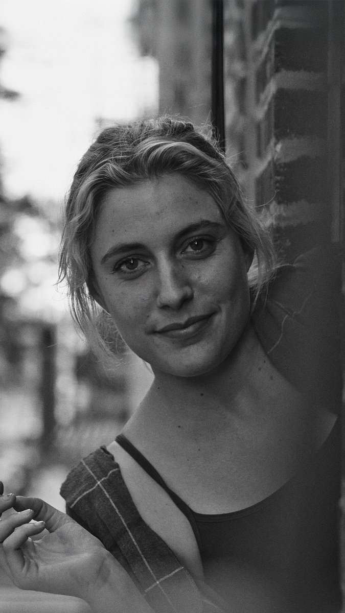 I’m a Greta Gerwig girl in a Greta Gerwig world. Film: FRANCES HA (2012)