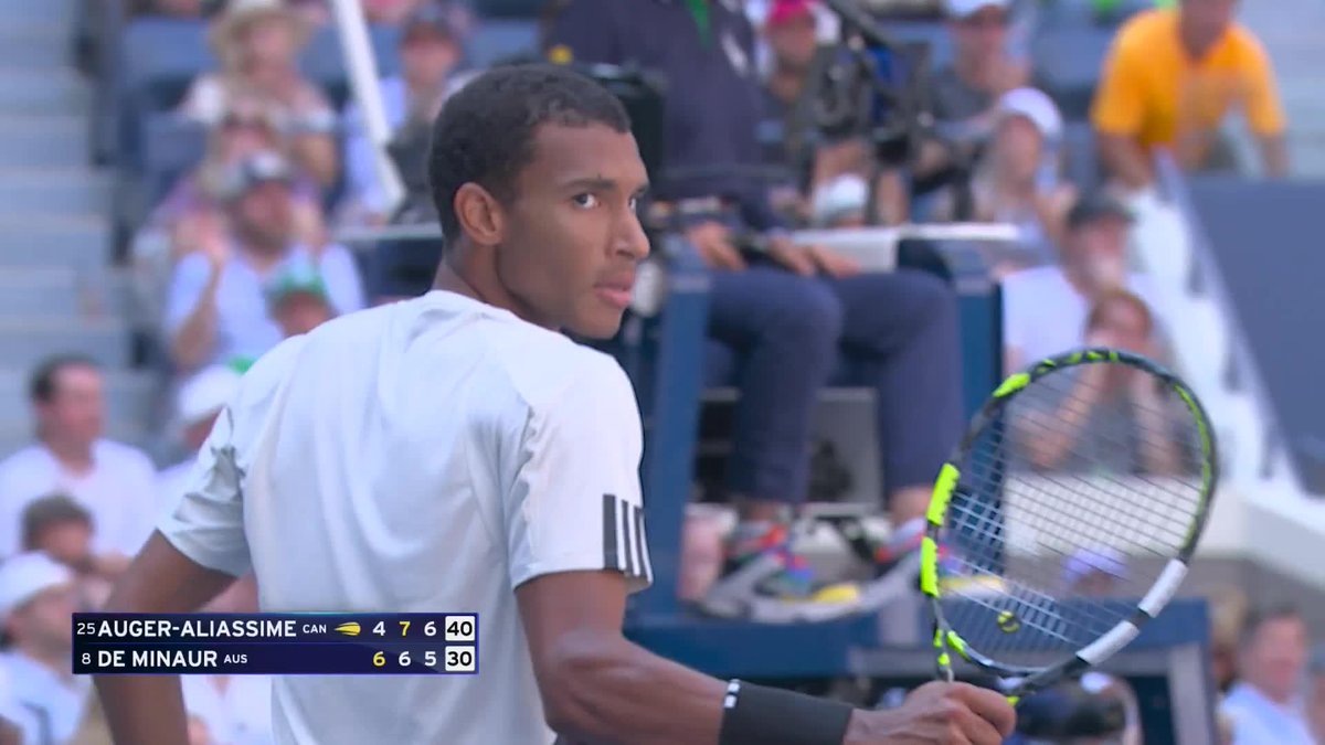 Felix Auger-Aliassime moves one set away from a second US Open semifinal‼️