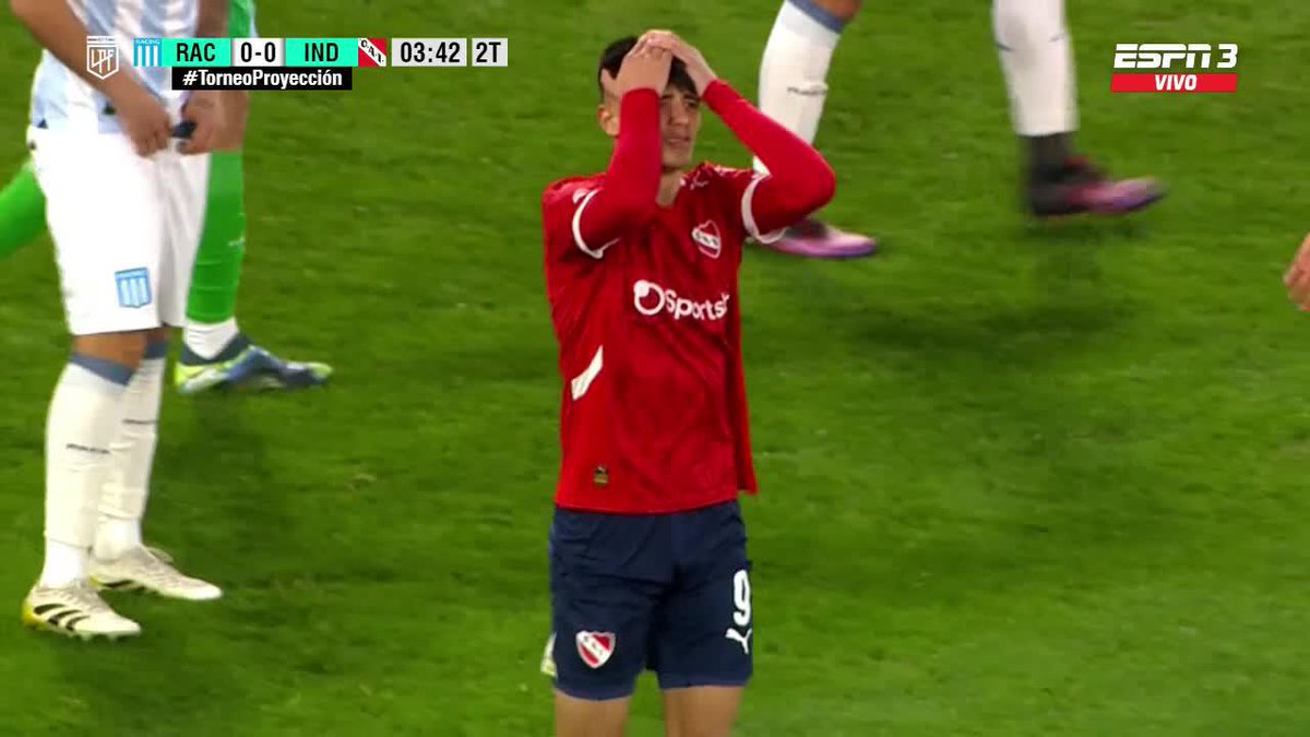 ¡¡NO SE PUEDE CREER!! Viollaz tuvo una chance CLARÍSIMA para marcar el 1-0 de Independiente vs. Racing y ¡NUNCA DEFINIÓ! 📺 #DisneyPlus Plan Premium