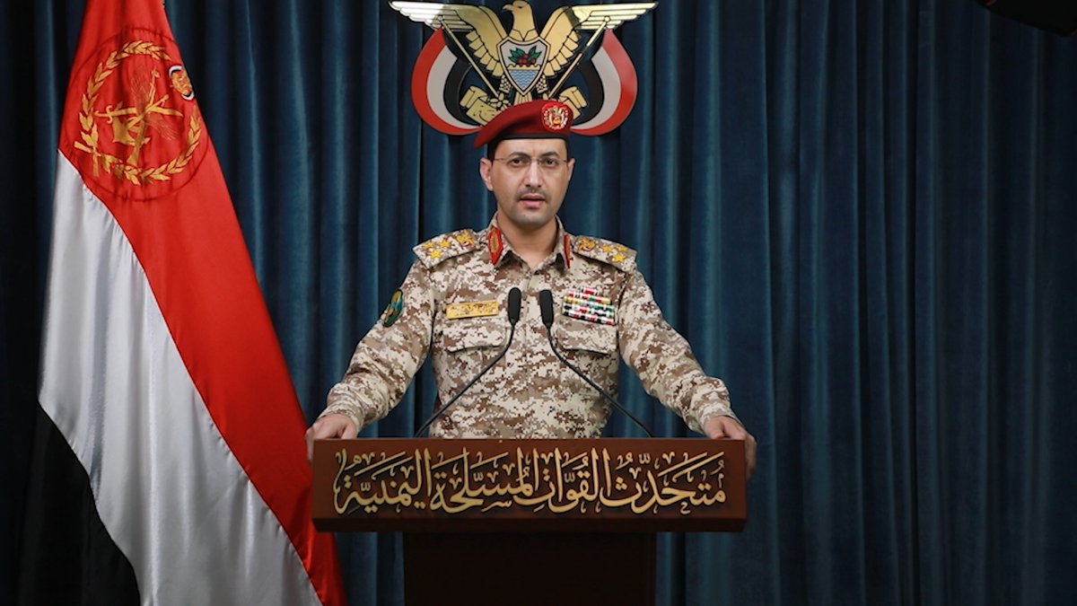بيان القوات المسلحة اليمنية بشأن تنفيذ عملية عسكرية نوعية استهدفت مطار اللد في منطقة يافا المحتلة وذلك بصاروخ باليستي نوع ذوالفقار، وقد وصل الصاروخ إلى هدفه بفضل الله.