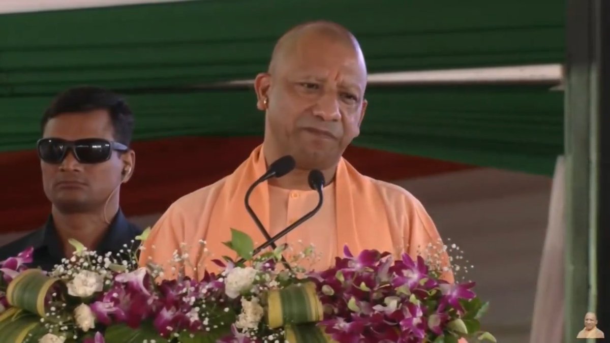 देश और दुनिया का सबसे अच्छा निवेश आज उत्तर प्रदेश के अंदर आ रहा है, उसी का परिणाम है कि 60 लाख से अधिक नौजवानों को हमने निजी क्षेत्र में रोजगार और नौकरी के साथ जोड़ने में सफलता प्राप्त की है...
