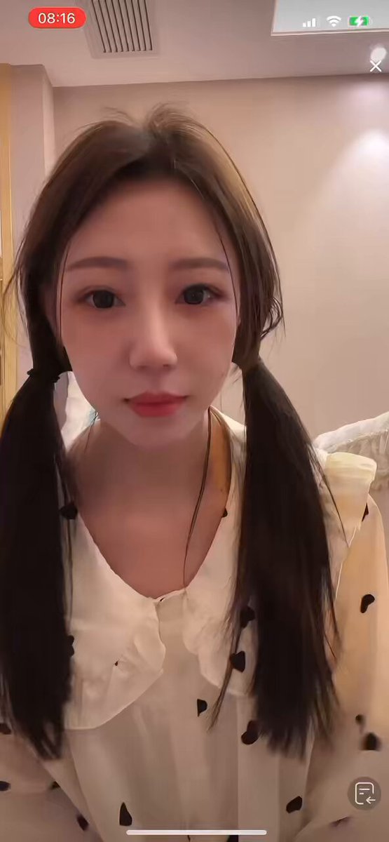 睡衣内是真的美a 抖音直播走光电报群：