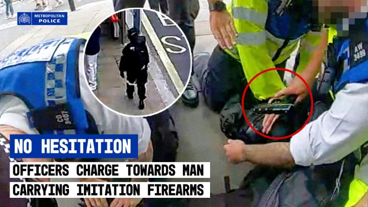 This is the moment unarmed officers bravely tackled a suspect they believed was armed. The weapons turned out to be imitation firearms, painted black to appear more realistic — but at the time, neither the public nor the officers could have known that.