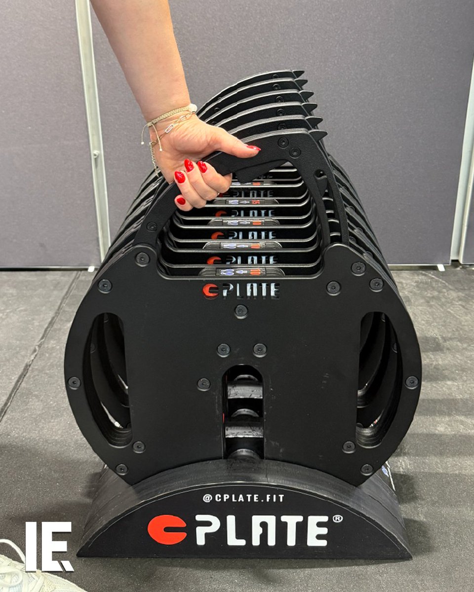 This set of weights makes building your own barbell easy! 🎥 cplate fit / IG