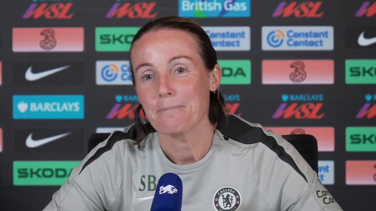 "I should've pretended to not understand English" 😅 Sonia Bompastor is fully focussed on an opening day clash with Manchester City, despite a Deadline Day pursuit of Alyssa Thompson 🔵