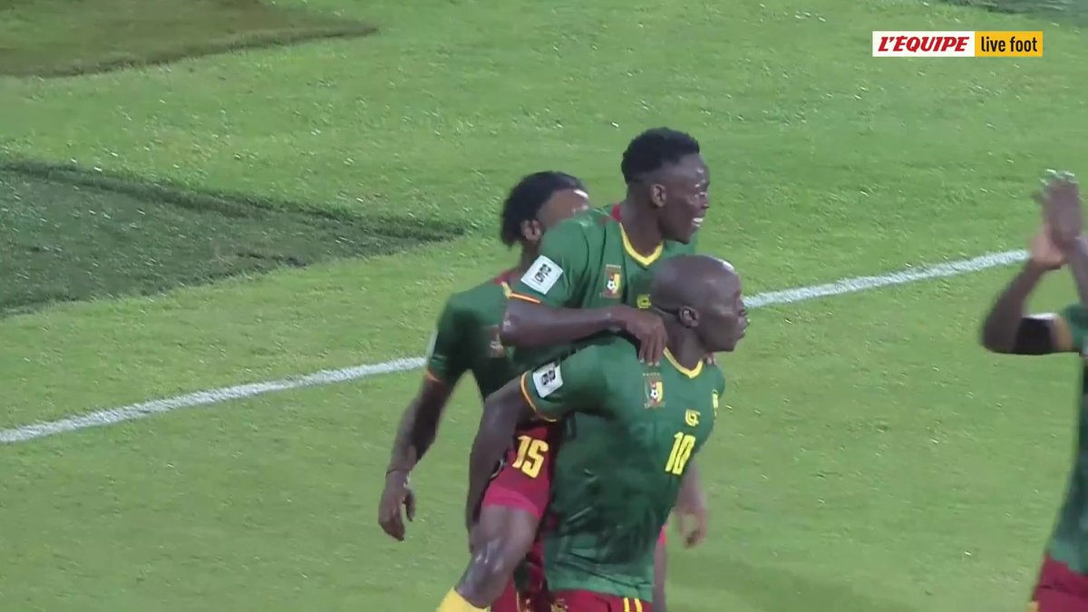 🇨🇲 - 🇸🇿 Le Cameroun a vite creusé l'écart face à l'Eswatini, menant 3-0 depuis la 30e minute de jeu #lequipeFOOT Suivez la deuxième période en direct ➡️