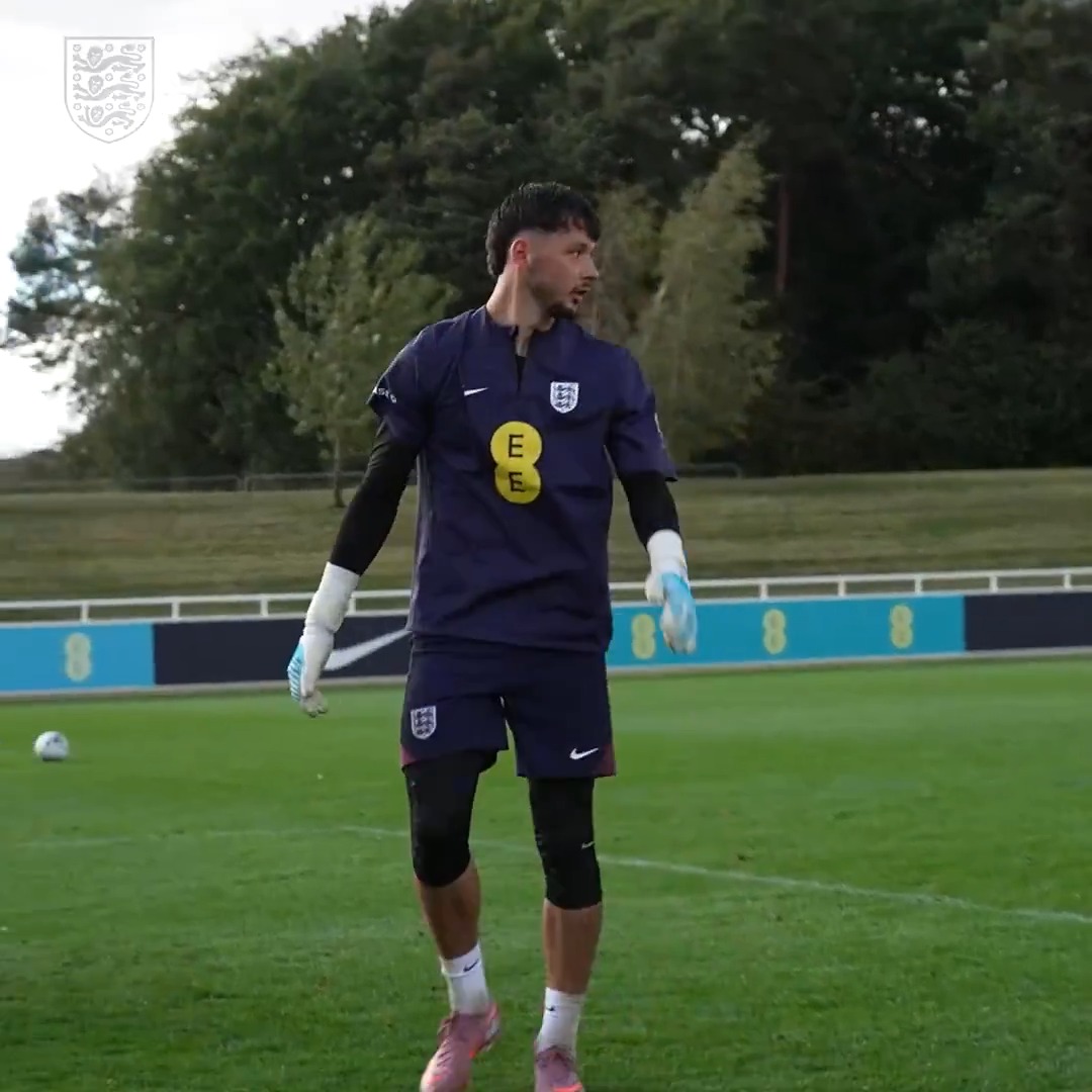 James Trafford, England. ⛔️
