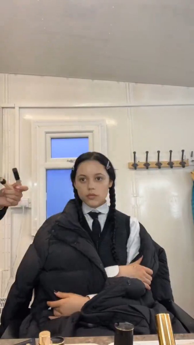 De Jenna Ortega a Wandinha em 27 segundos.