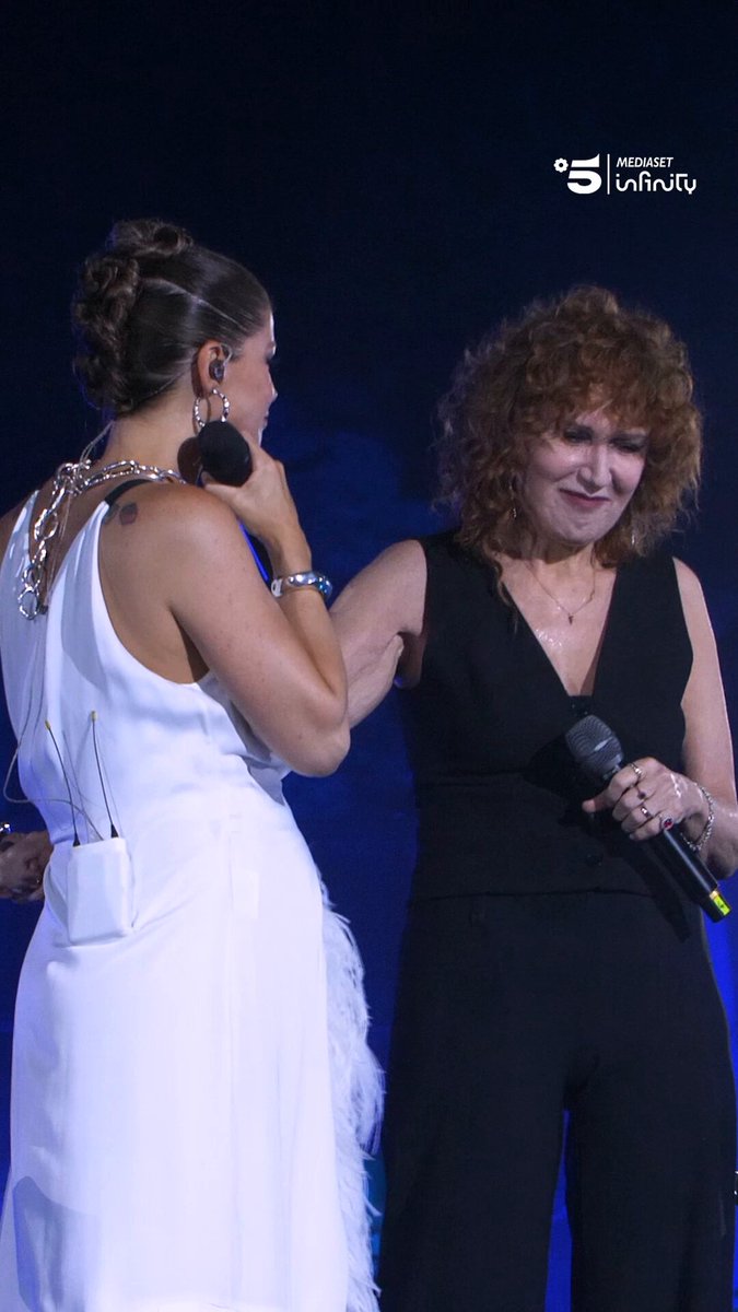 Noi a casa così 🥹 #AlessandraAmoroso #IoNonSarei