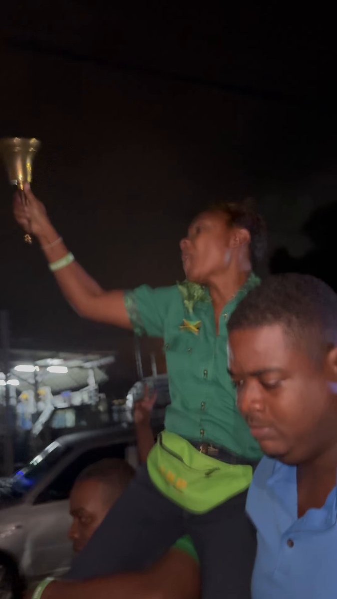 Last night in Stony Hill Square, I felt the love of the people of St. Andrew West Rural. Thank you for your trust, your energy, and your belief as we continue Building Your West Rural. #StAndrewWestRuralMP #WellSetWidJuliet