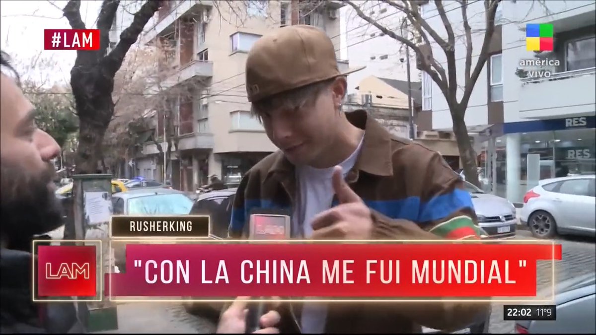 que te venís a hacer el pobrecito si cuando cortaste con maria becerra y te pusiste con la china suarez saliste a decir que “te fuiste mundial”… con ángela torres no te metas que no dijo nada, FRACASADO.