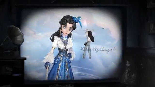 QI選手が第五人格で愛用する衣装 「破裂する音」を 早速動画でチェックなの！ フリルたっぷりのブラウスに 青のスカートが上品に揺れる！ ステッキを手に ゲーム内を駆け抜けよう！ 衣装は9月10日に登場なの♪ #IdentityV #第五人格