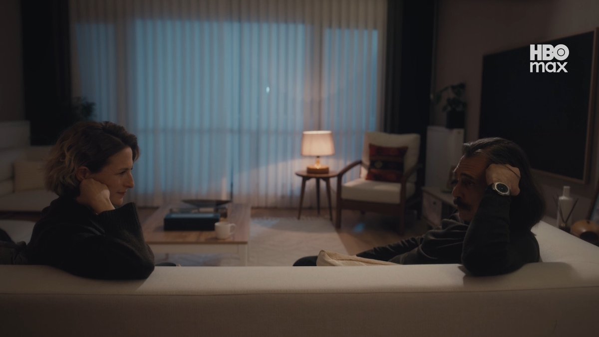 Koşun mevzu var! Çekiç ve Gül: Bir Behzat Ç. Hikayesi yeni bölümüyle şimdi sadece HBO Max'te.