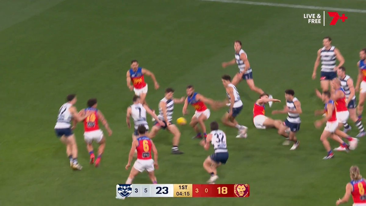 What a time for Oisin Mullin to kick his first AFL goal!