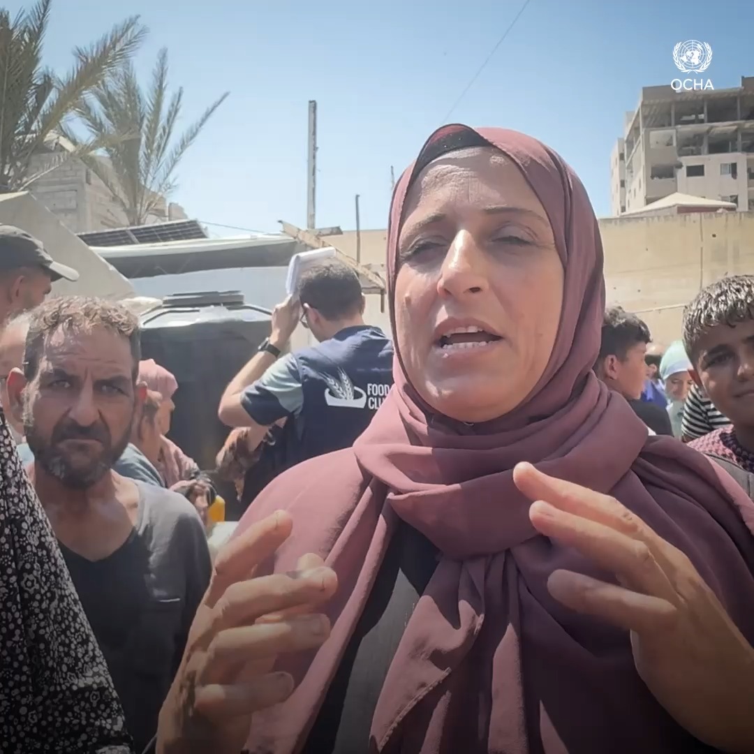 The military offensive in northern #Gaza is driving mass displacement. ⚠️ People uprooted multiple times ⚠️ Fleeing under fire with nothing ⚠️ Crammed into overcrowded shelters ⚠️ Lacking essentials to survive Stop displacing people. Lift all access impediments. #CeasefireNow